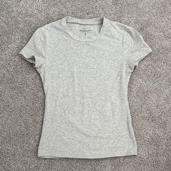 Abercrombie & Fitch Tops - Abercrombie & Fitch Essential Tuckable Baby Tee